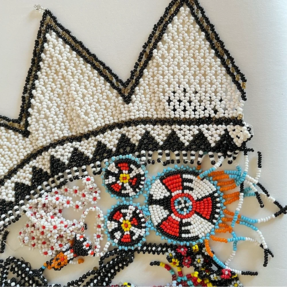 Beaded necklaces that need repair or for repurposing all damaged native seed - Picture 6 of 16